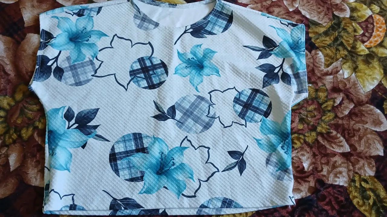 Lote de roupas  - Foto 2
