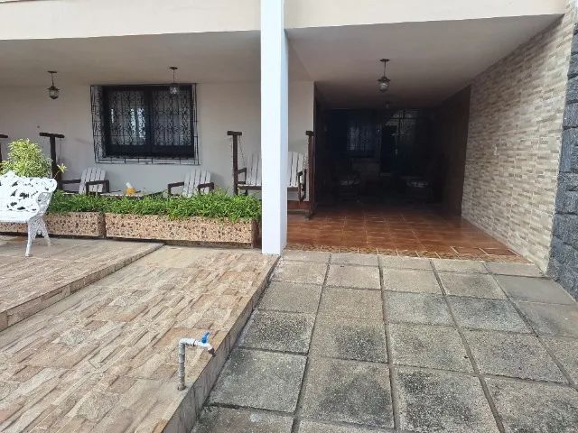 Casa na Gruta totalmente mobiliada com três suítes