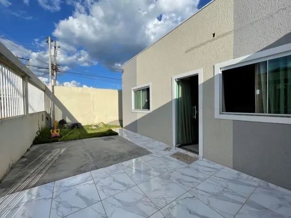 Excelente casa no Recanto das Emas