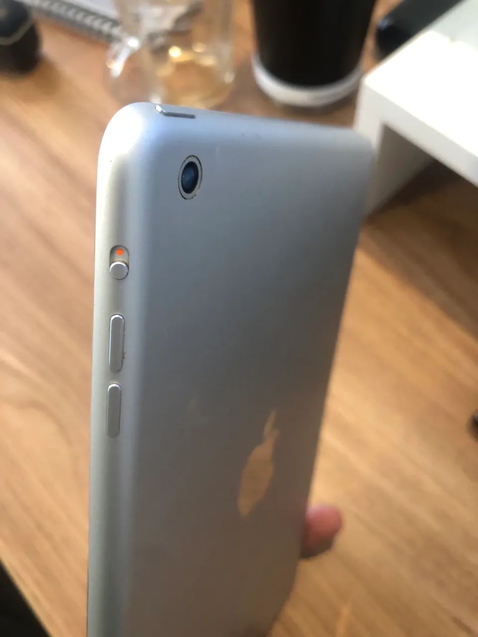 Apple iPad - Model A143264312213368706122