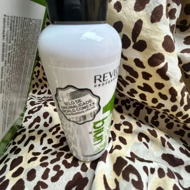 revlon professional uniq one green tea - leave-in 150ml - Foto 3