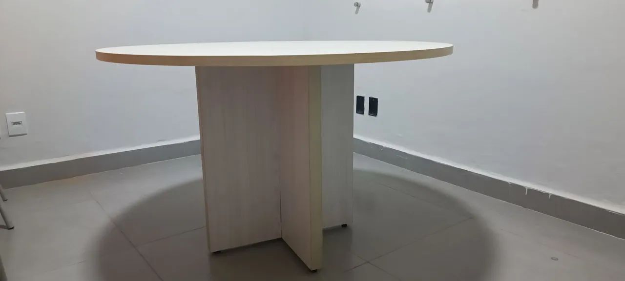 Mesa redonda para escritório - Foto 2