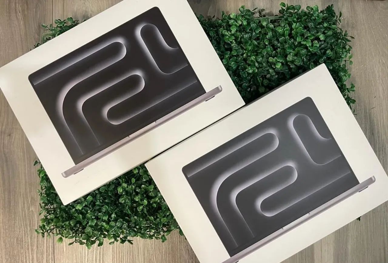 Promoção MacBook Pro M4 Max | 48GB | 1TB