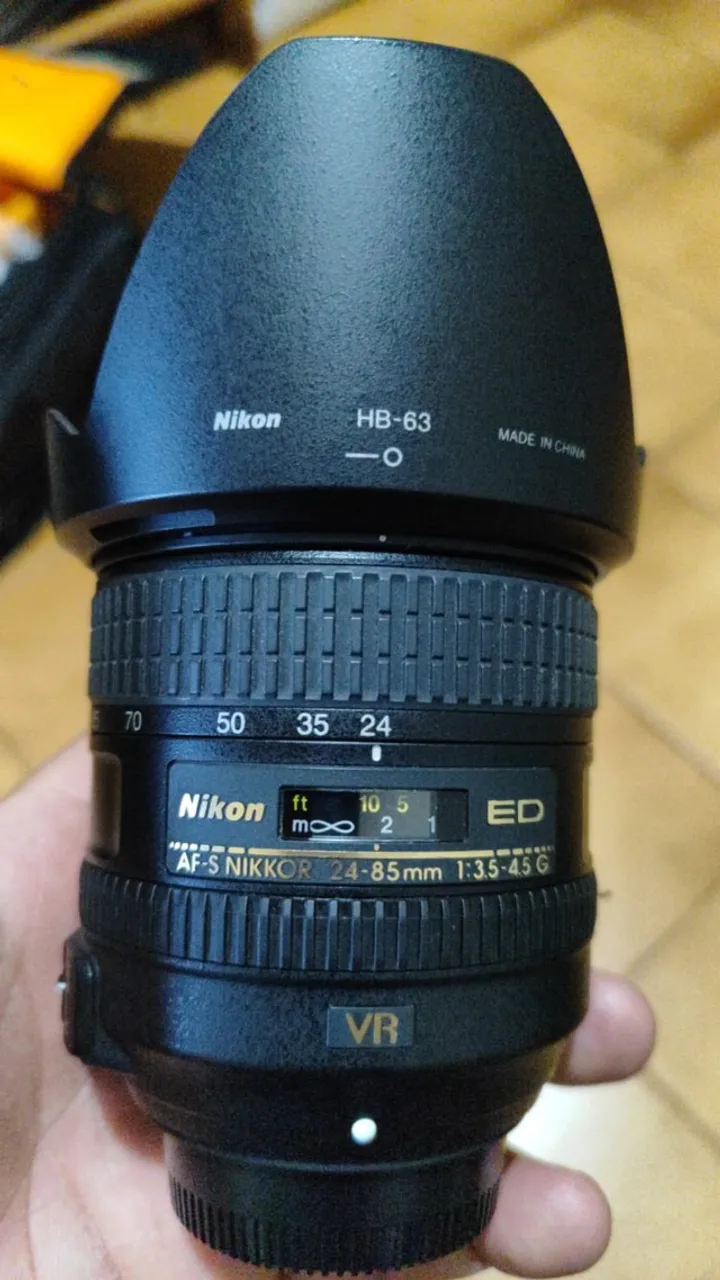 Lente Nikon 24-85 FX nova
