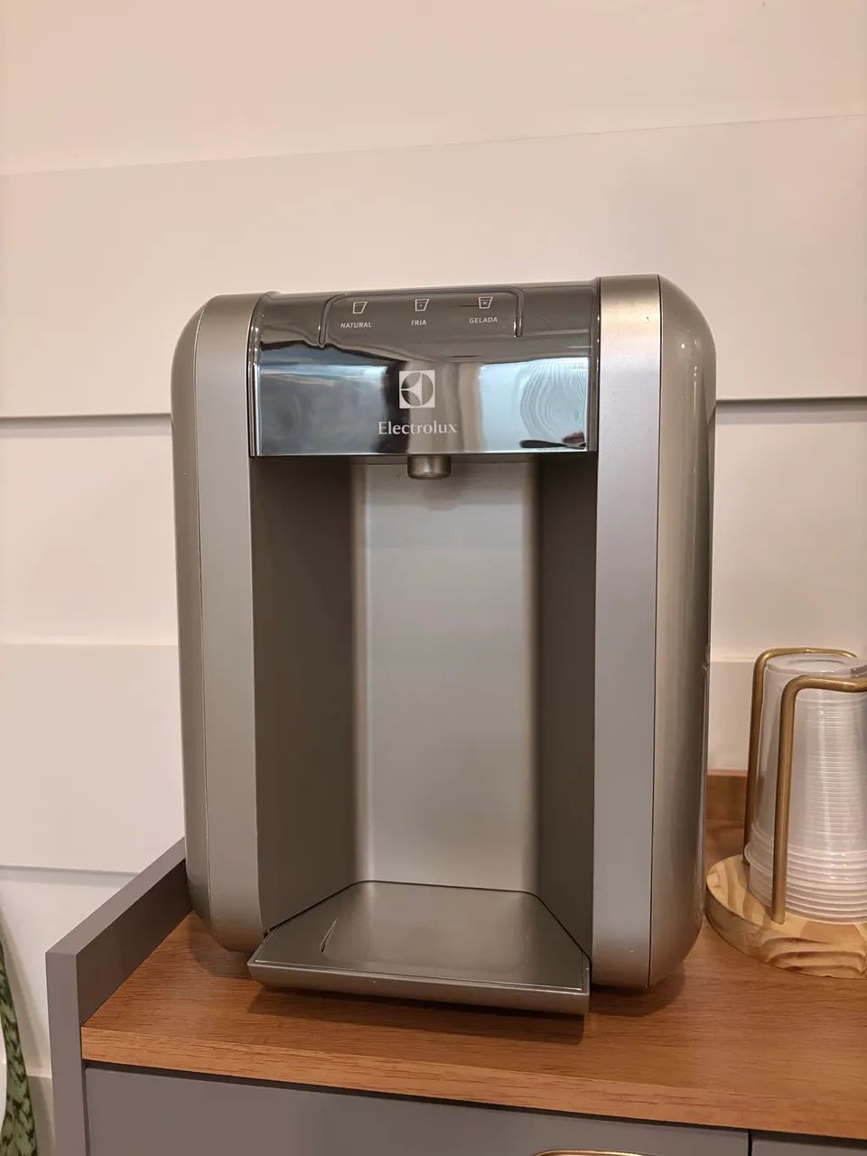 Vendo poltronas compradas recentes /  filtro e mesa de centro 64840819542145123