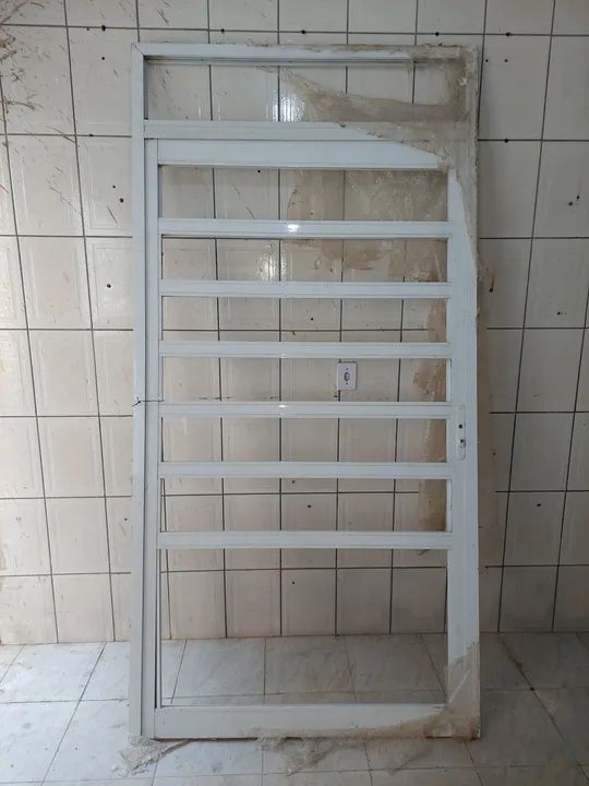 Porta de Alumínio para 7 Vidros  - Foto 3