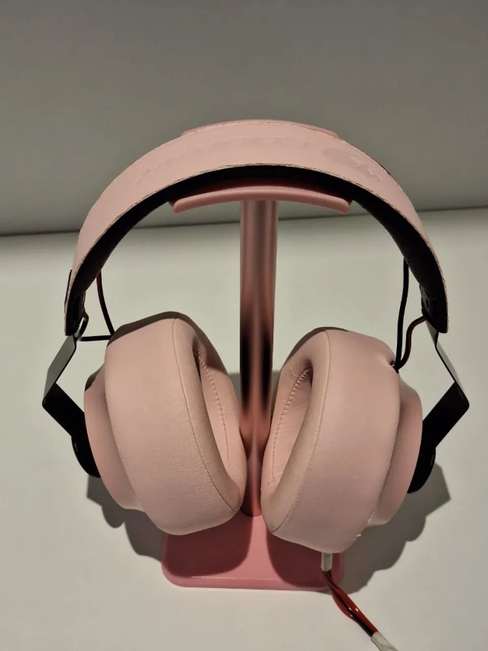 Fone de ouvido Headset Cougar Phontum essential pink Fones de