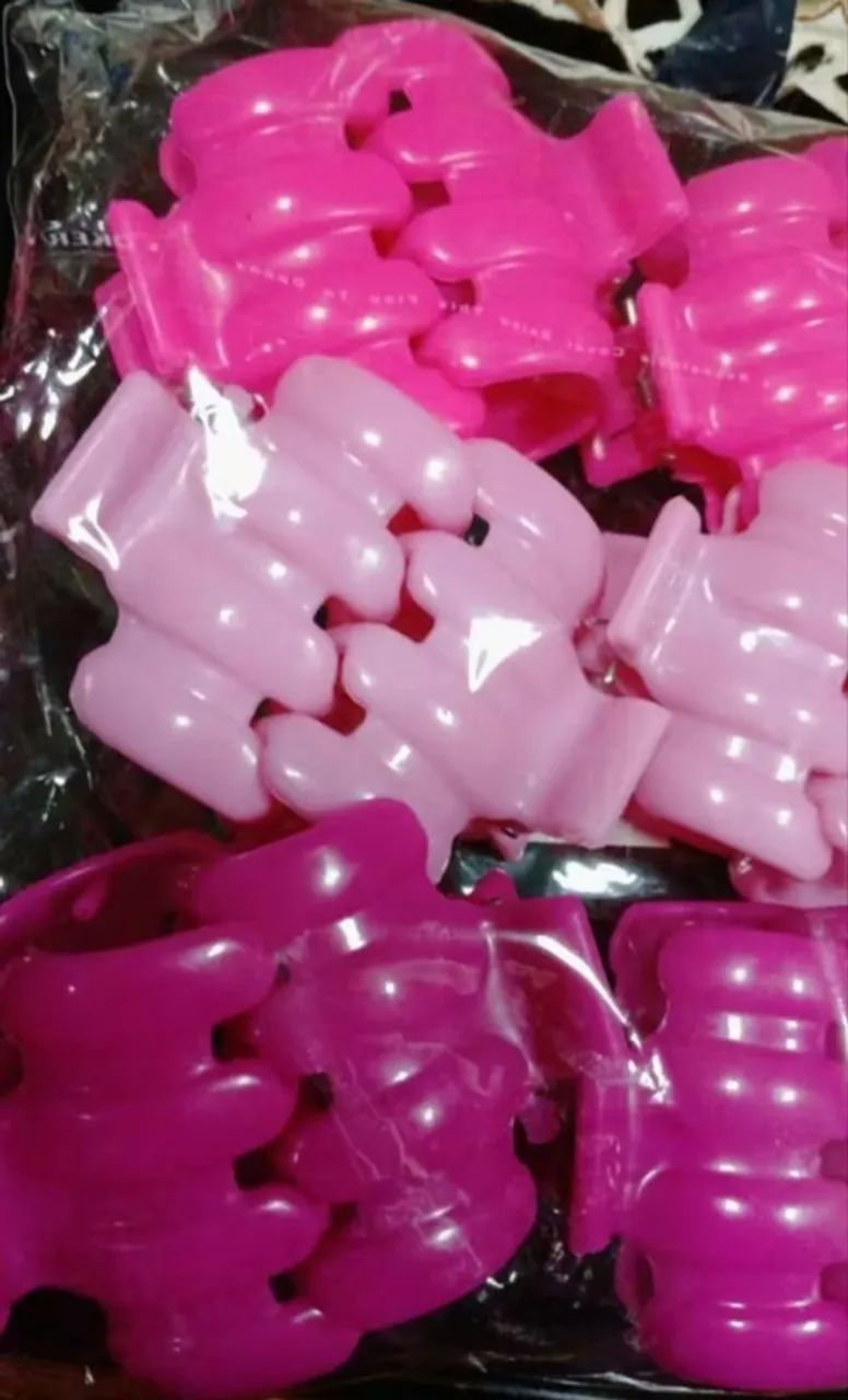 Prendedor de cabelo rosa tipo "piranha " 4 dentes - Foto 2