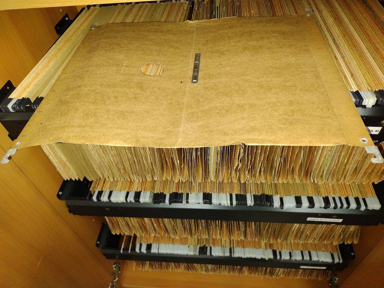 Lote pastas suspensas, tipo Kraft, usadas, perfeito estado. - Foto 6