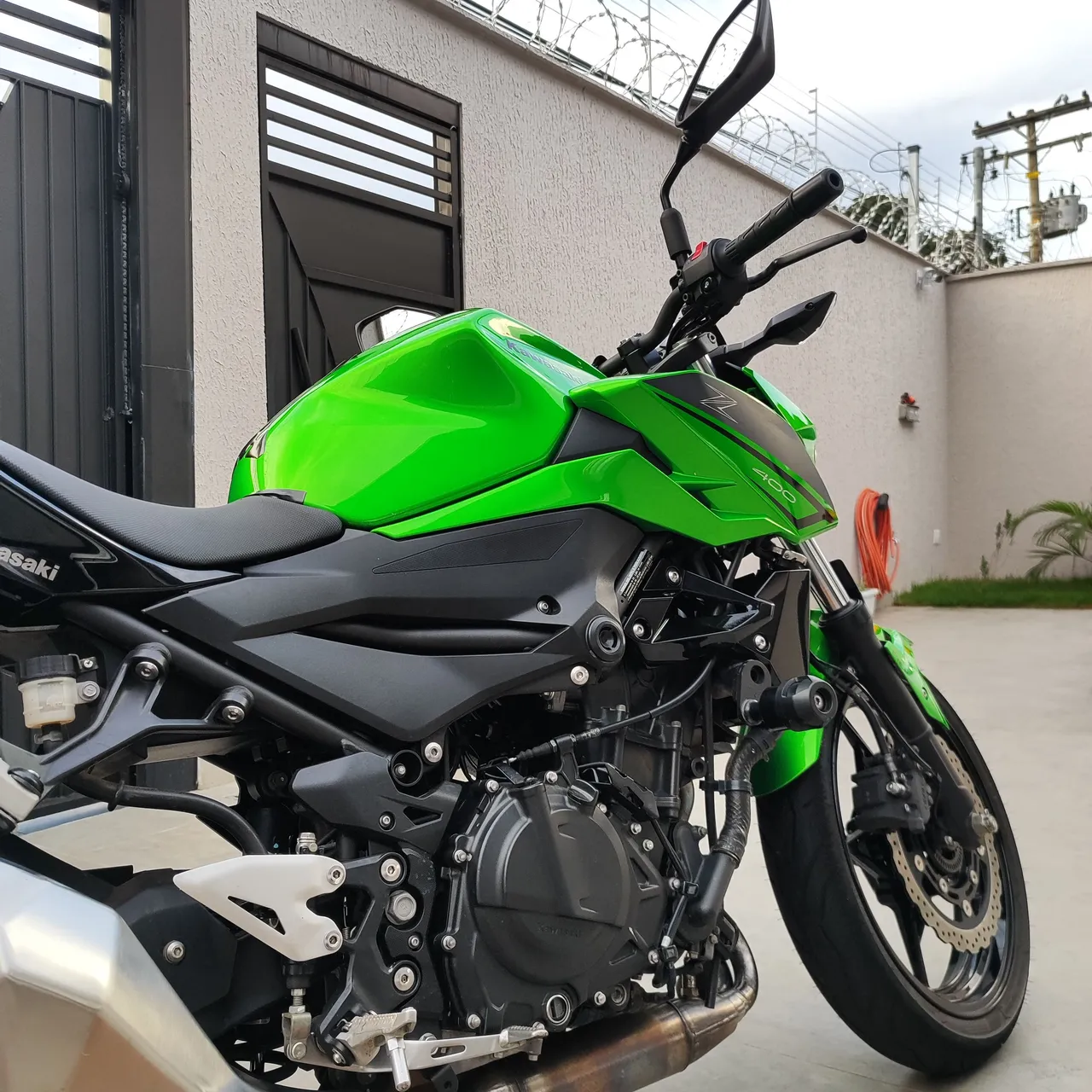 Z400 - Super Conservada / Baixo KM