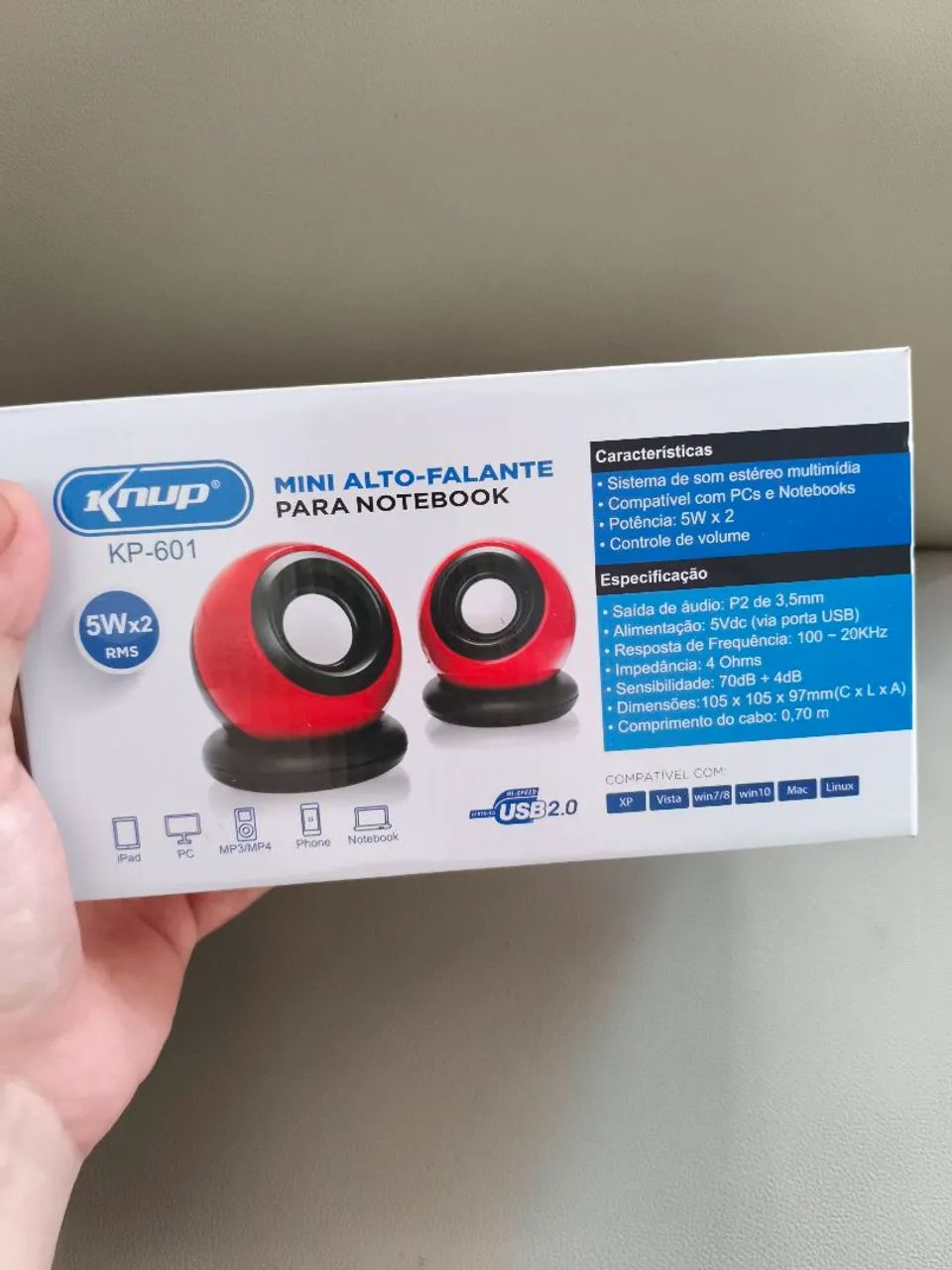 Mini caixa de som para computador e notebook na cor preta