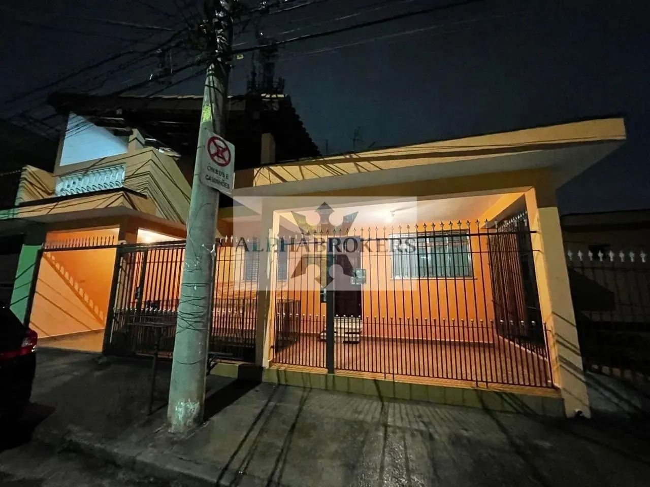 Imóvel para venda possui 273 metros 6 quartos e 5 vagas em Pestana - Osasco - SP