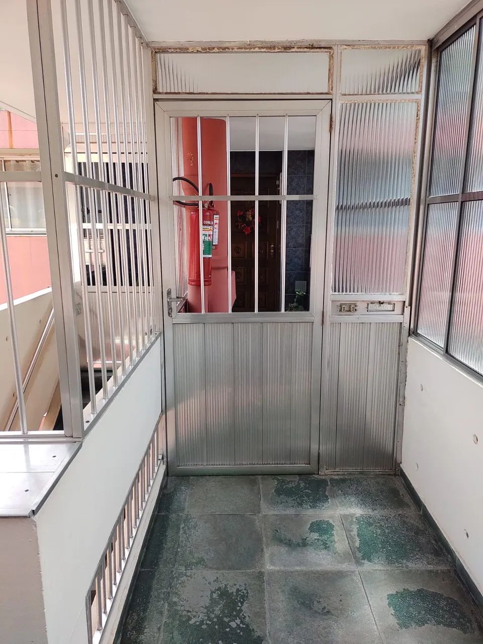 Apartamento no Cecap, Condomínio Bahia 64 m² com 2 quartos em Parque Cecap - Guarulhos - S