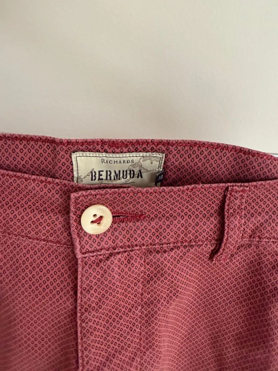 Bermuda vermelha masculina da marca Richards  - Foto 3