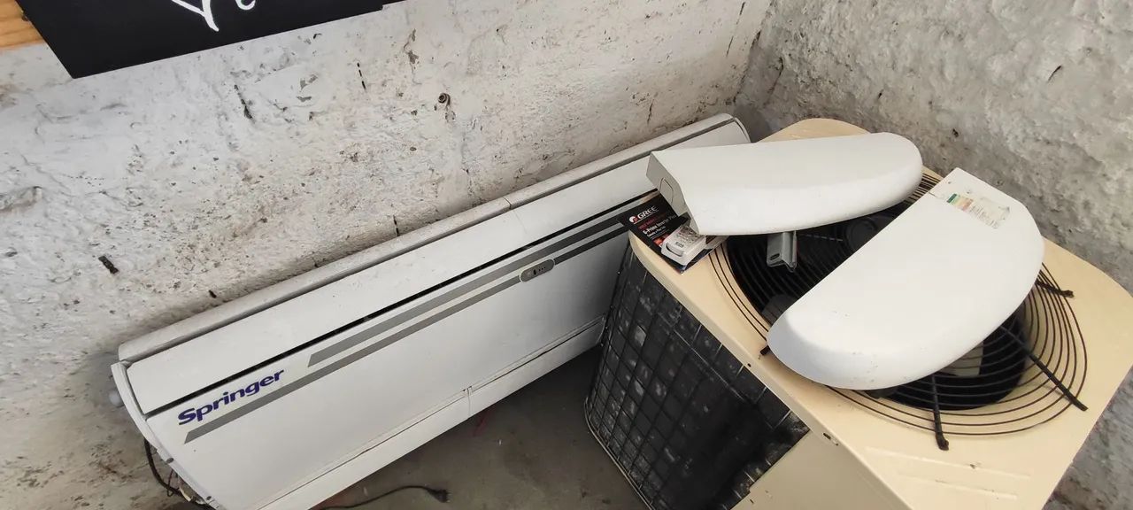 Piso teto Carrier usado bom