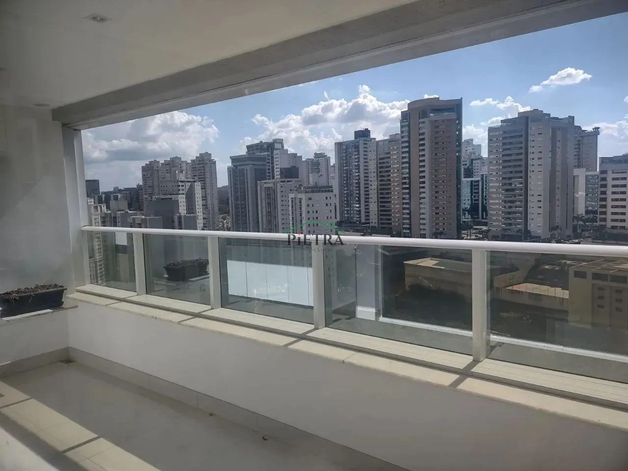 Apartamento de 01 quarto em condomínio Soho Square
