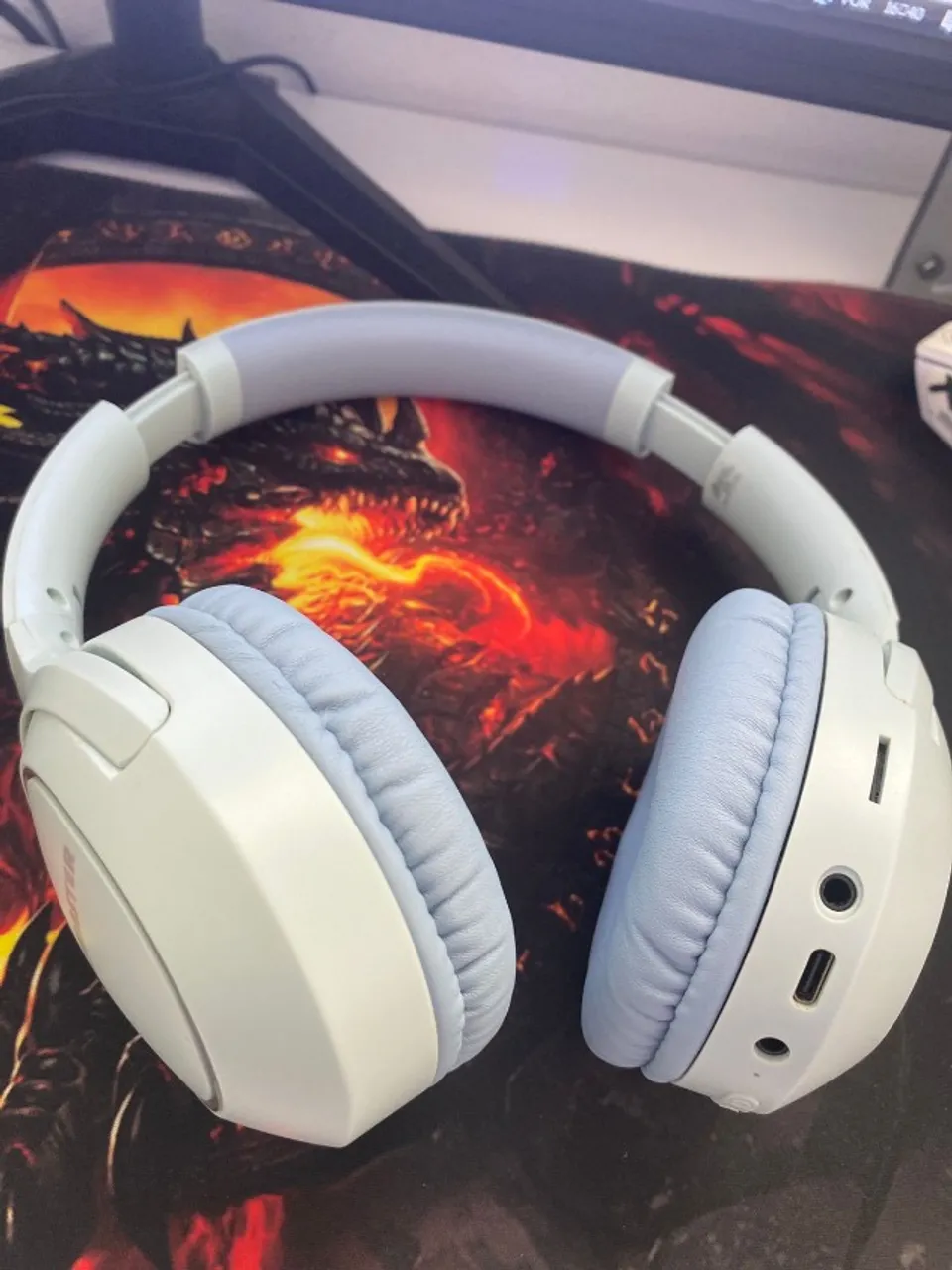 Headset Gamer Led RGB com cabo p2 Kimaster K25