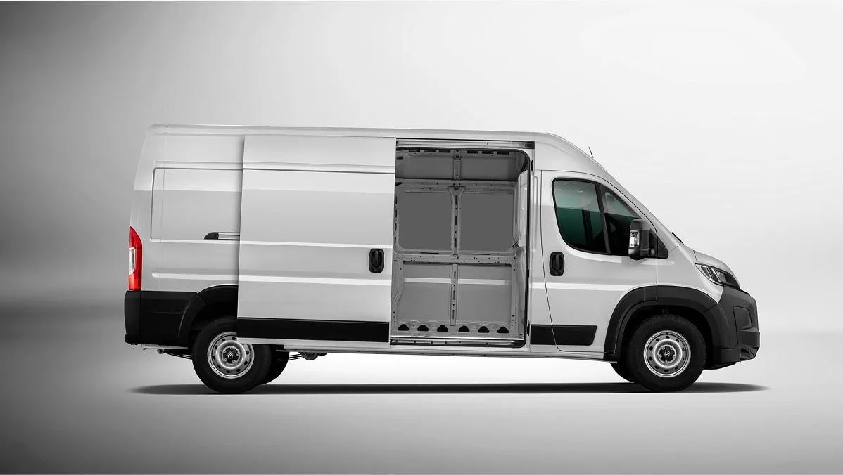 JUMPER L3H2 FURGÃO 2.2 TURBO BRANCA 2025/2026 - Foto 5