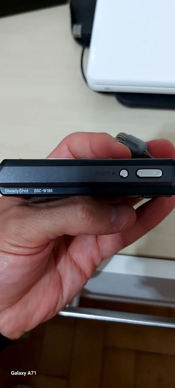 Câmera Digital Sony Steady Shot  - Foto 6