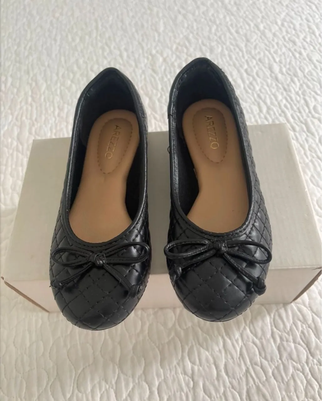 Sapatilha Arezzo Preta - Conforto e Estilo