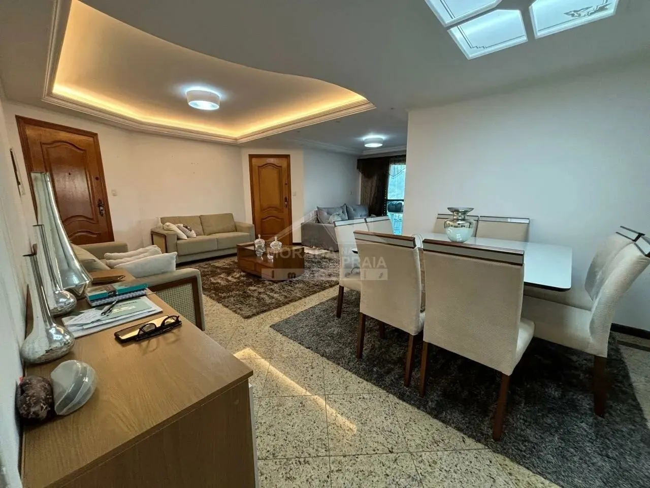 Lindo Apartamento no Forte, 3 Dormitórios, Lazer Completo, Confira na Imobiliária em Praia