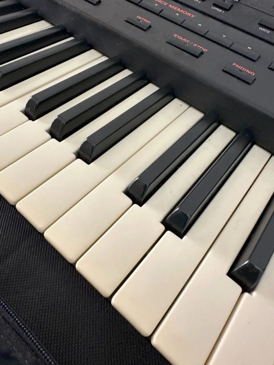 Teclado Roland G800 - Foto 2