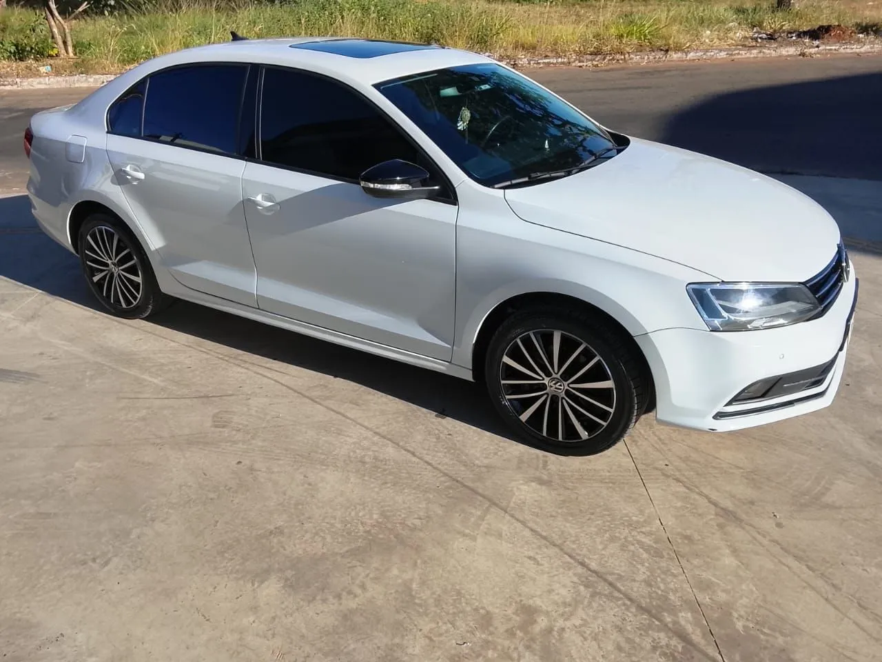 Jetta 2.0 Aspirado Com Teto
