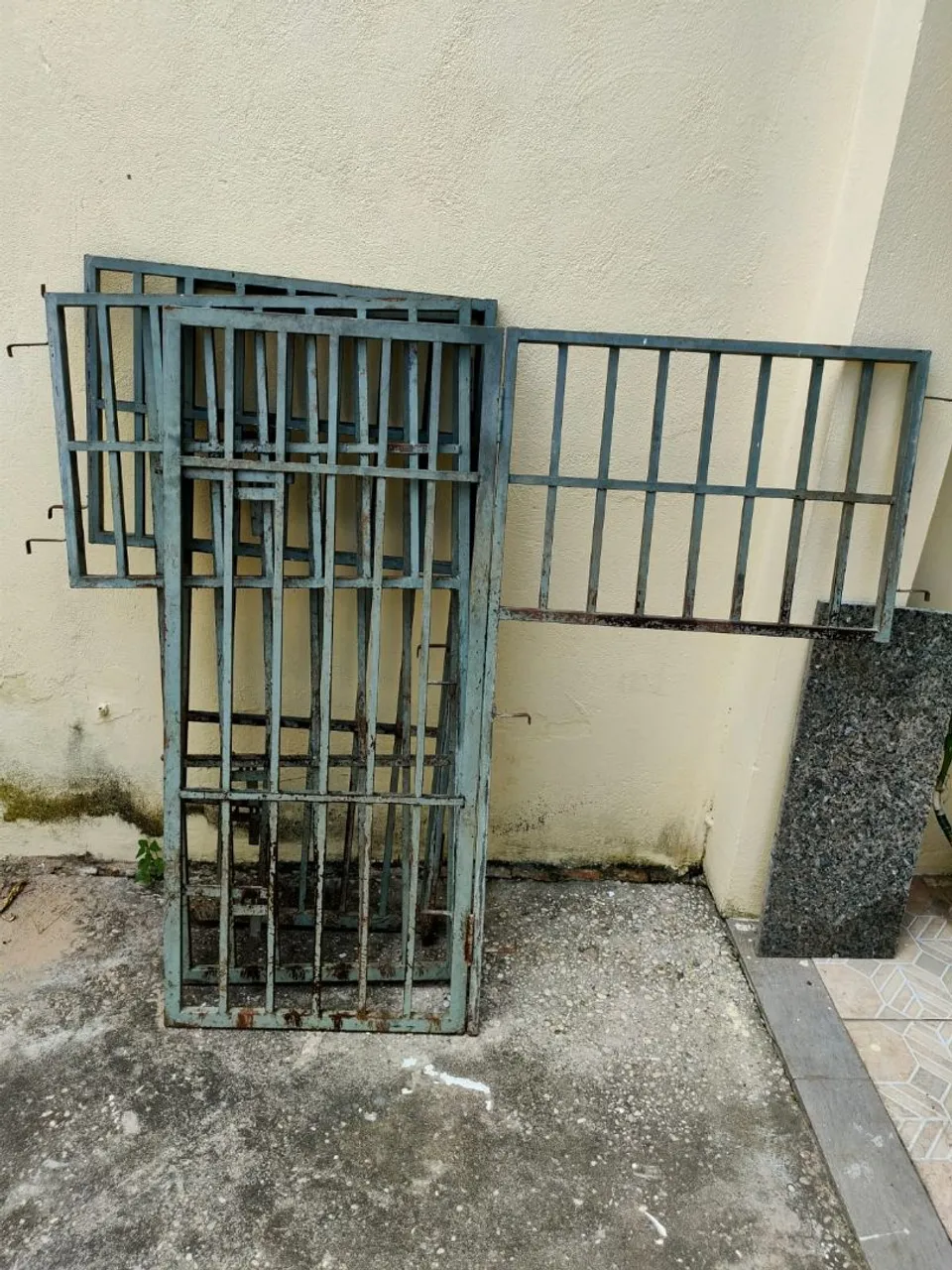 Grades de Proteção de Ferro - Segurança Residencial