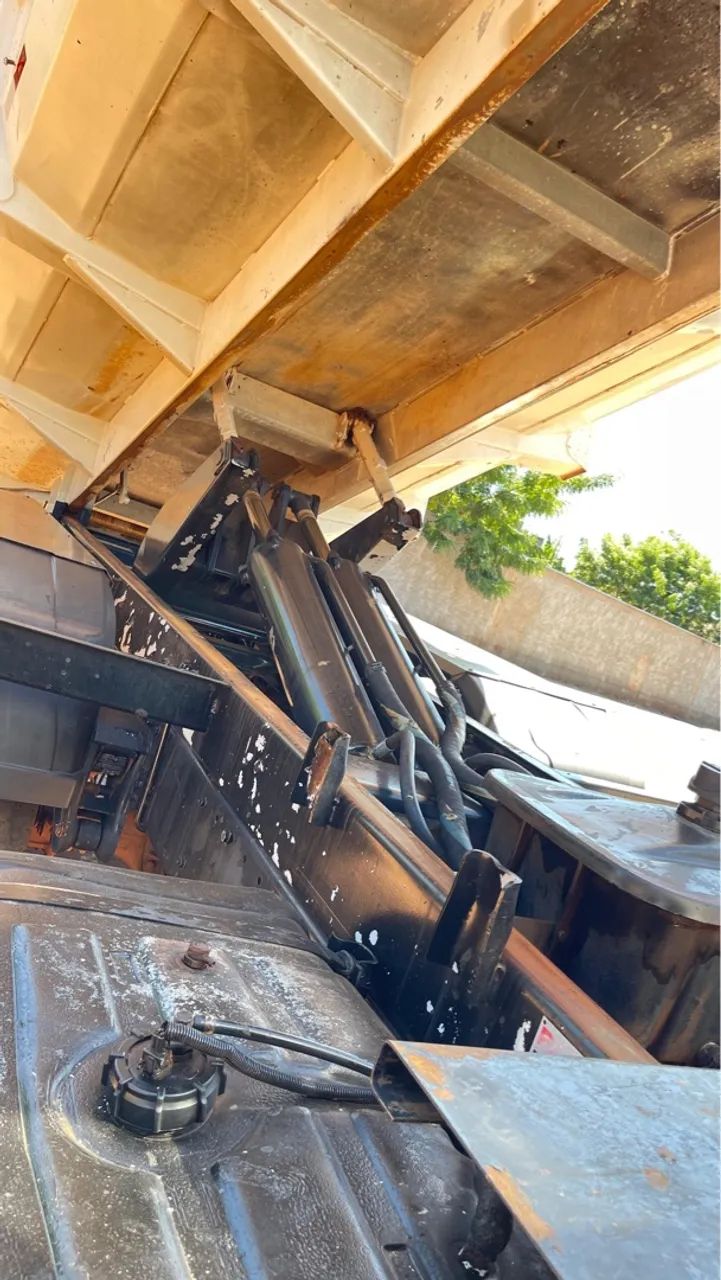 Mercedes 1620 - Foto 3