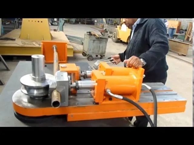 DOBRADEIRA HIDRAULICA INDUSTRIAL PROFISSIONAL - Foto 4