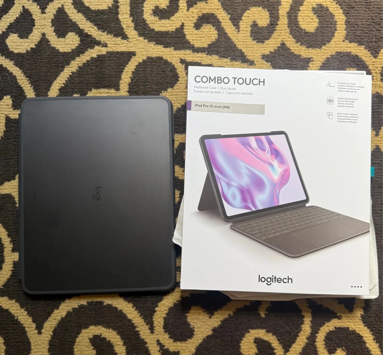 Combo Touch Logitch - Capa e Teclado IPad M4 - 13 polegadas