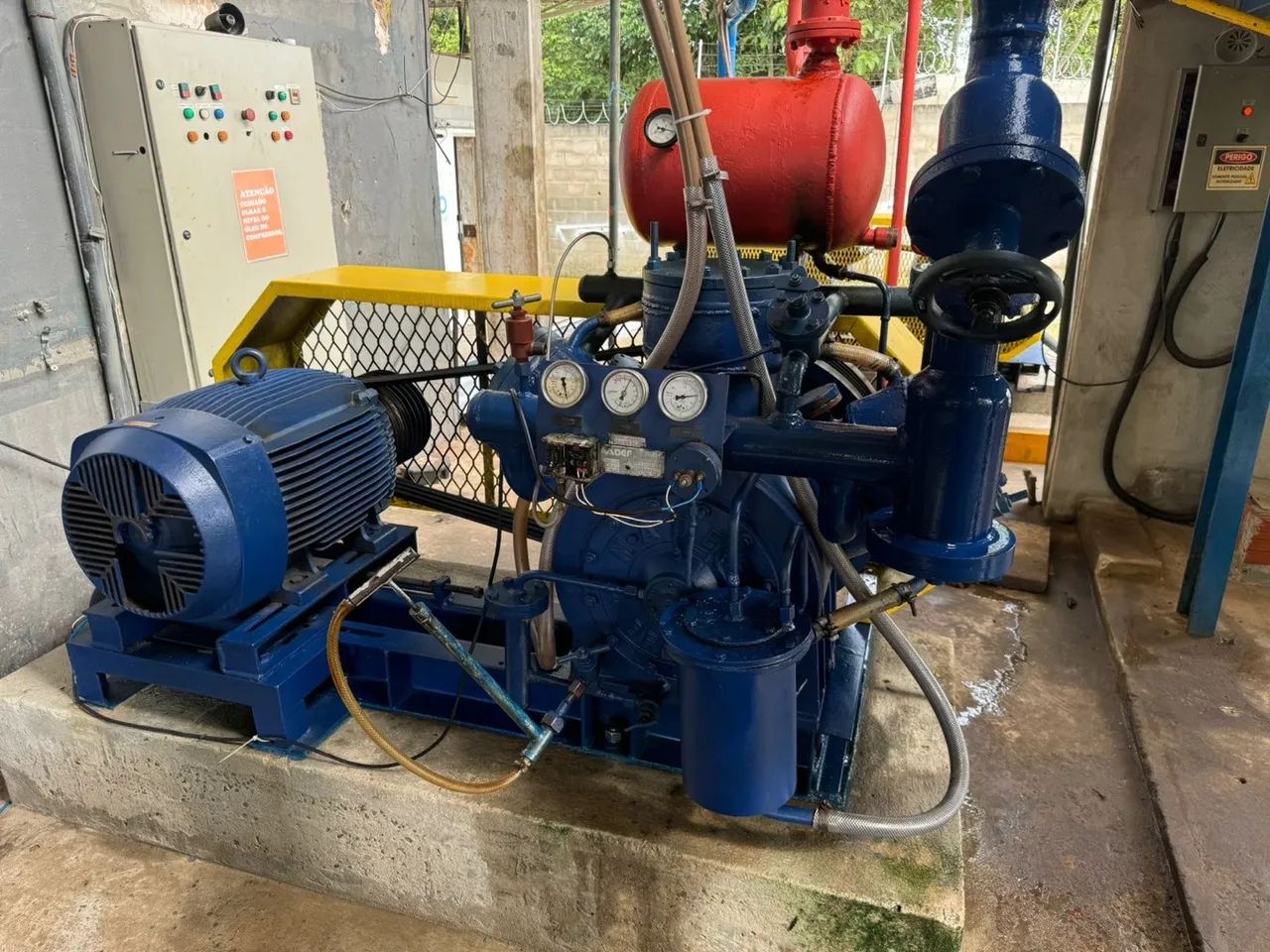 Máquina de gelo escama 24 toneladas/ dia - Foto 4