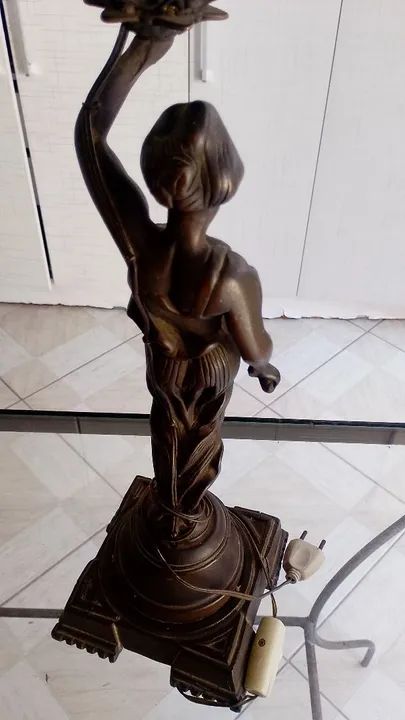   Abajur de Bronze  - Foto 2
