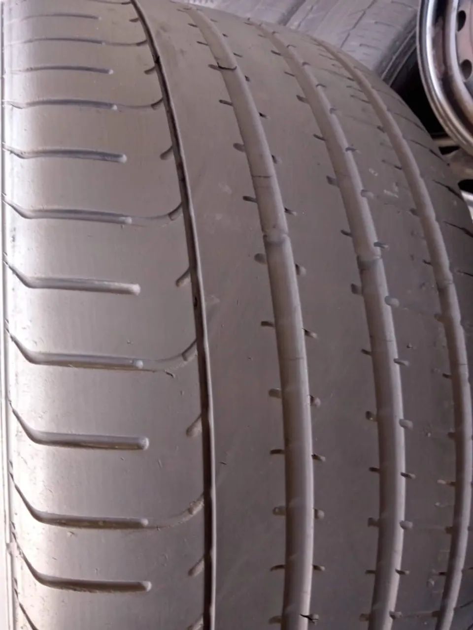 Pneu 275 35 R 20 pirelli  - Foto 3