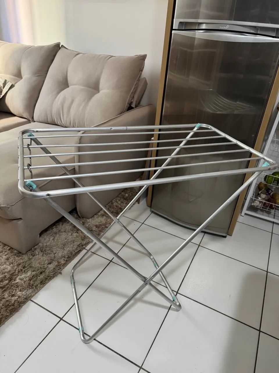Varal de Roupa Dobrável em Alumínio