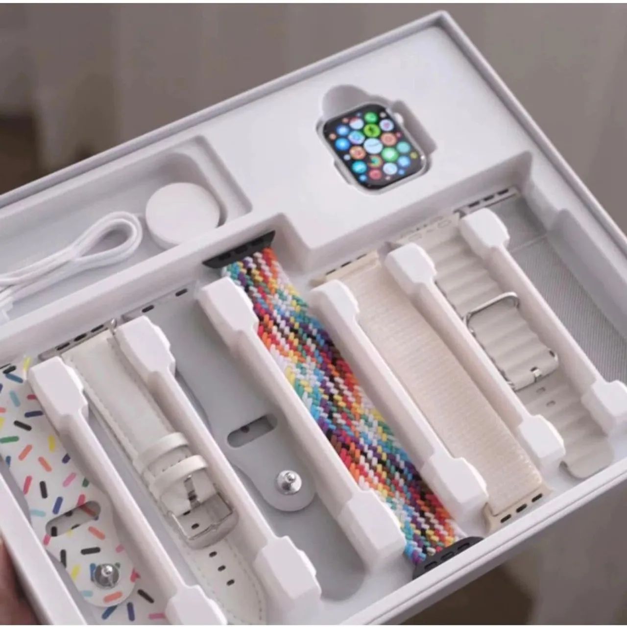 Smartwatch HW Mini 2 com 7 Pulseiras e 41mm - Foto 4