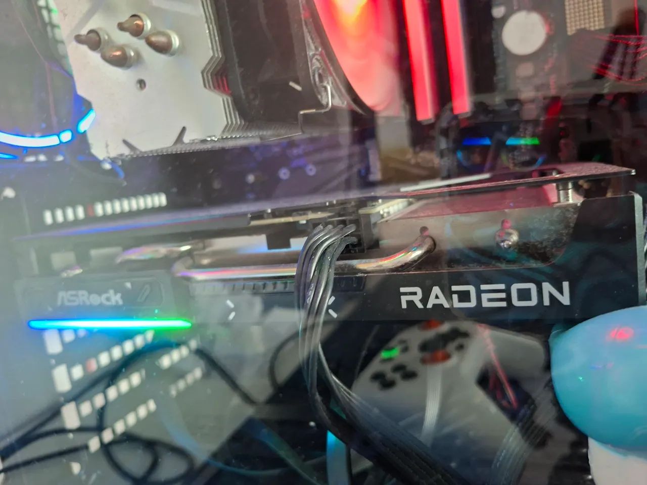 9060 XT 16GB Asrock - Foto 3