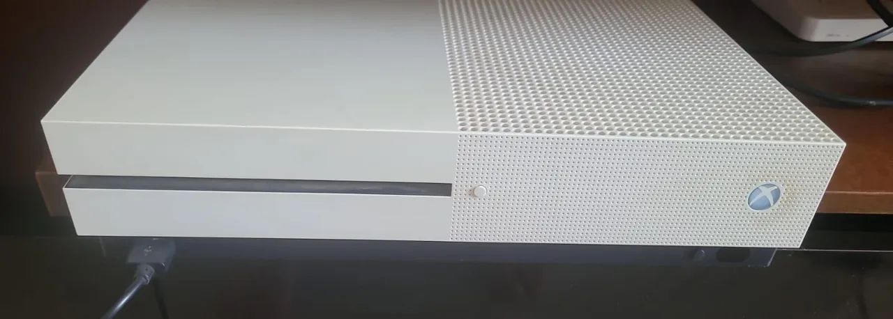 Xbox one S - R$ 1.100,00 - Foto 3