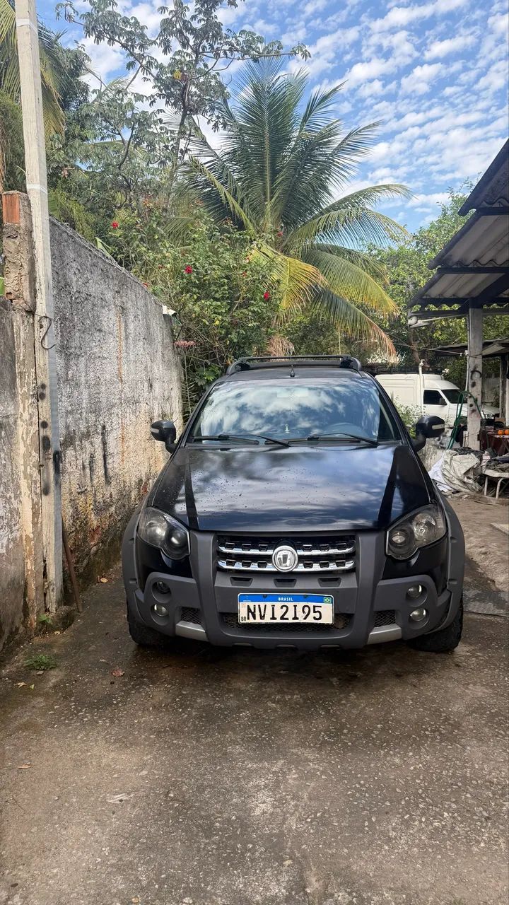 Fiat Strada Adv.1.8 16V Dualogic Flex CD 2012 - Foto 5