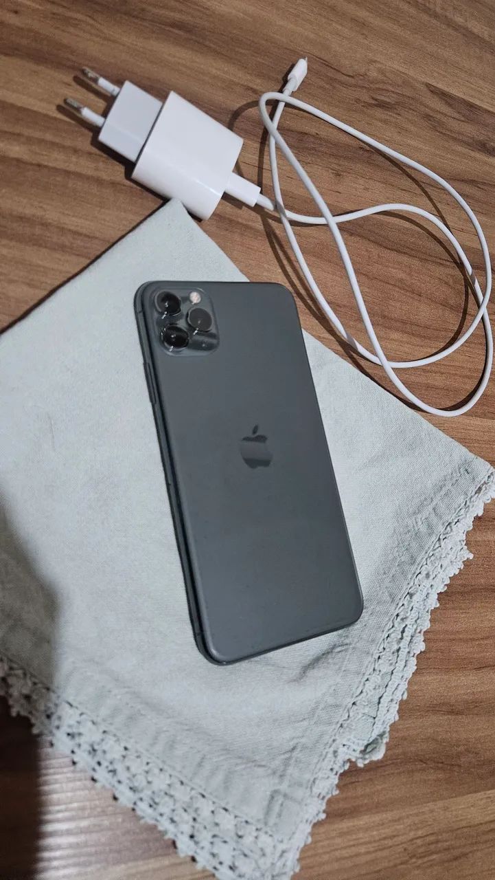 iPhone 11 Pro Max 256 - Foto 3