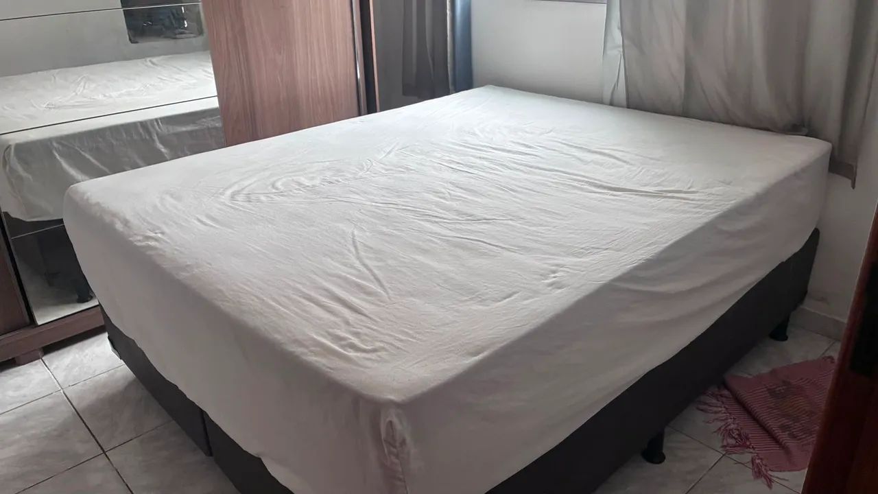 Cama box casal Queen size incluso colchão Royal 