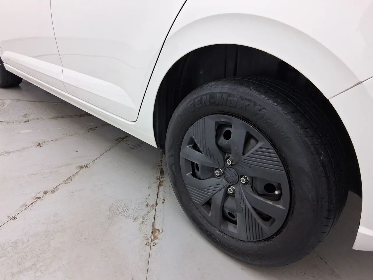 Volkswagen Polo Track 1.0 Flex 12V 5p, foto 12 de 18