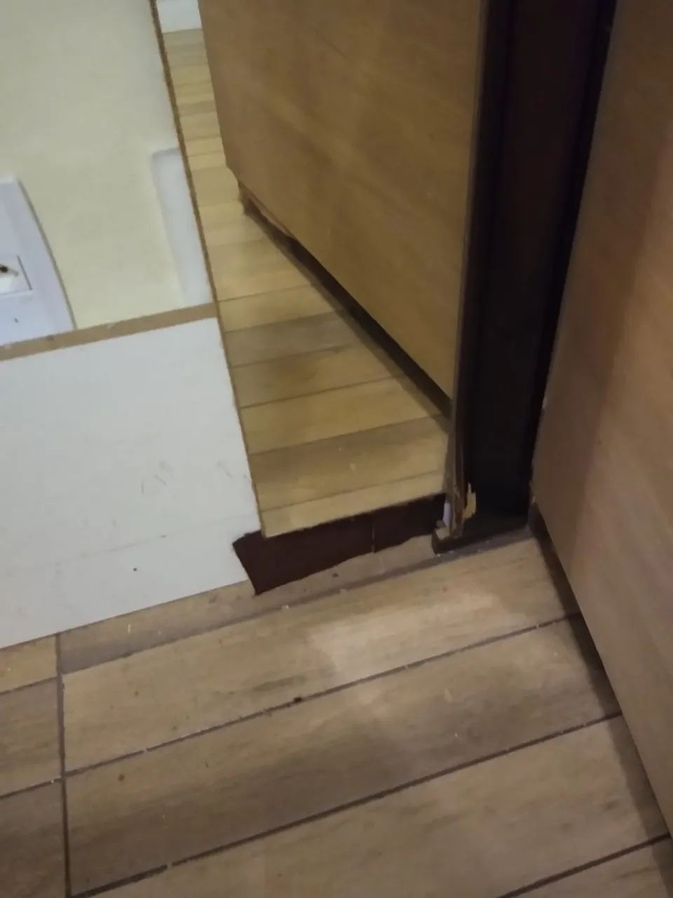 Console com espelho estilo antigo64985890626818123