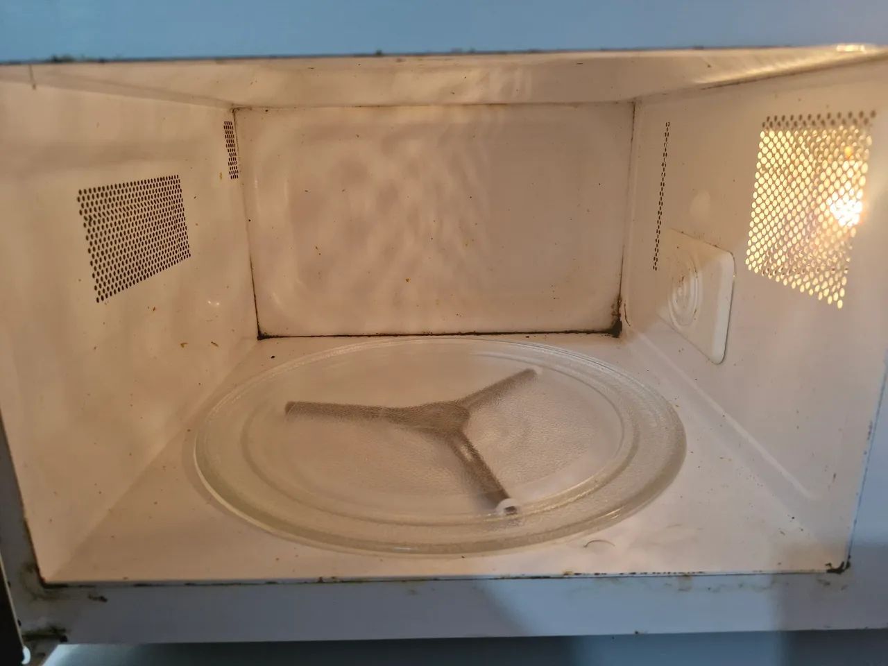 Micro-ondas LG 30 litros  - Foto 3