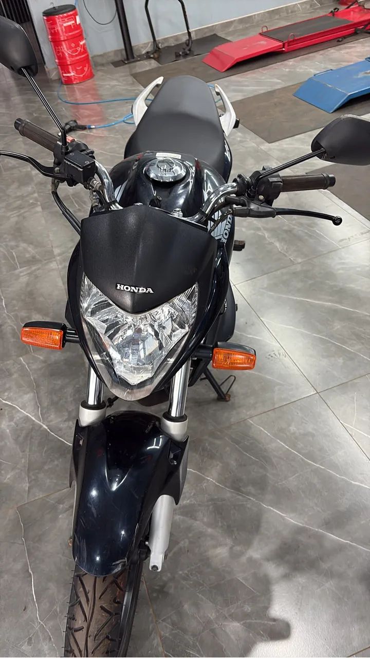 Cb300