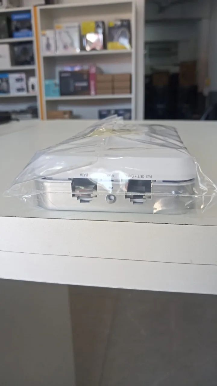 ROTEADOR ACCESS POINT UBIQUITI AP 802.11AC - Foto 4