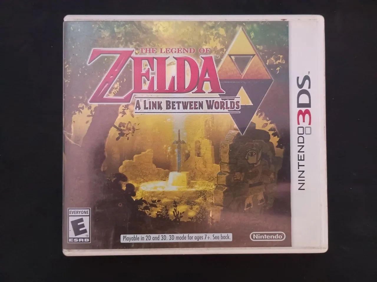 The Legend of Zelda A Link Between Worlds (3ds) - Jogos de Vídeo