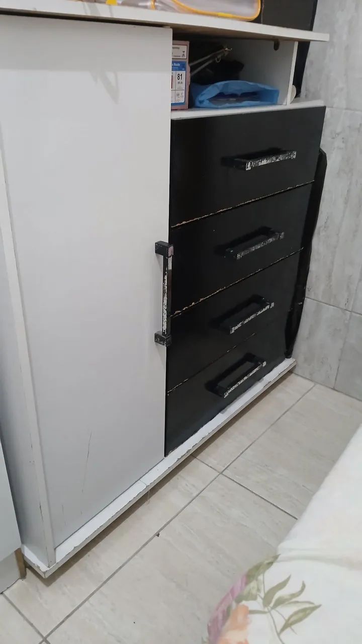 Cômoda usada 