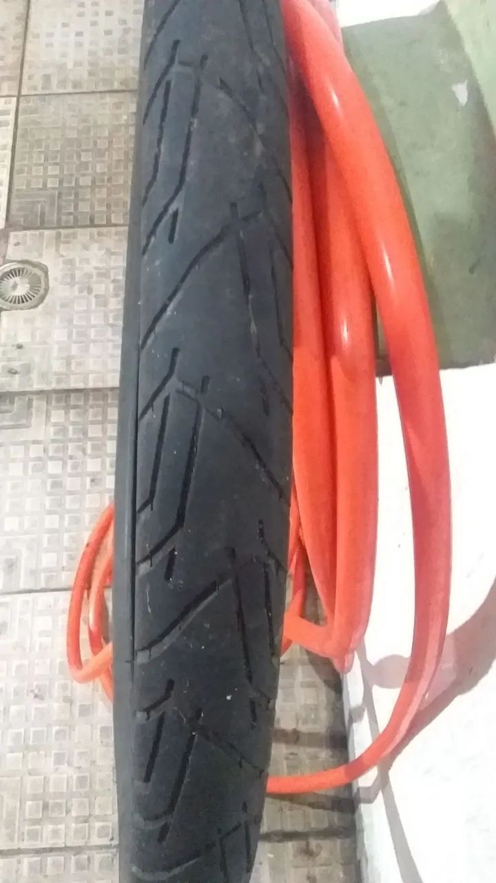 Pneu de bicicleta aro 26 - Foto 2