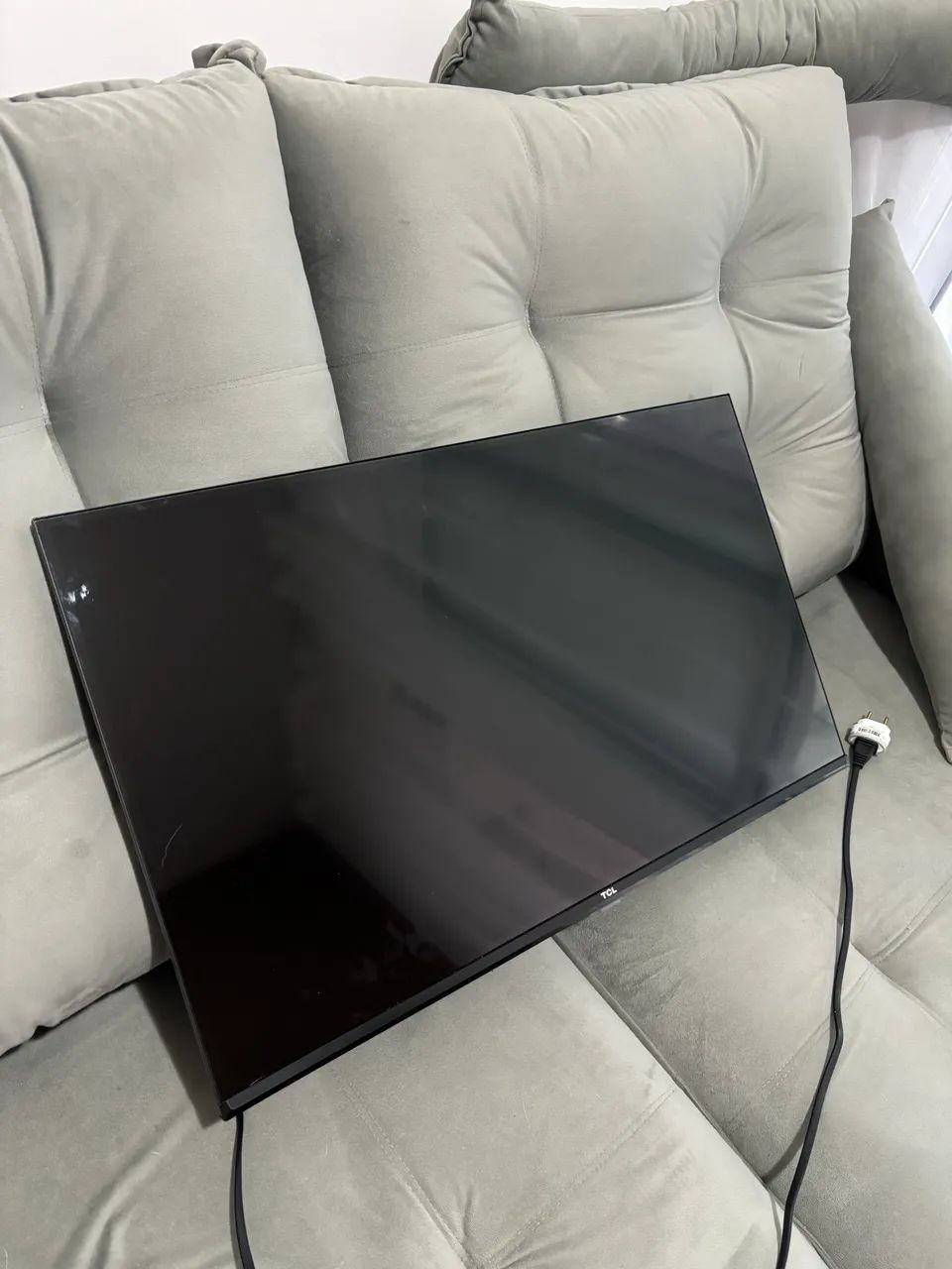 Smart TV TCL 32" Google TV (32S350G) - Trazida de Orlando 